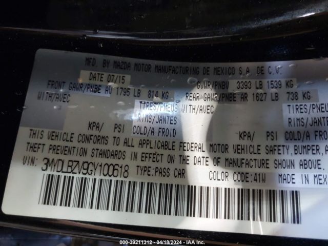 3MYDLBZV9GY100618 Scion IA