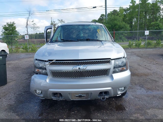 Chevrolet Suburban 1500 Lt 2014 1GNSCJE00ER163921 Image 12