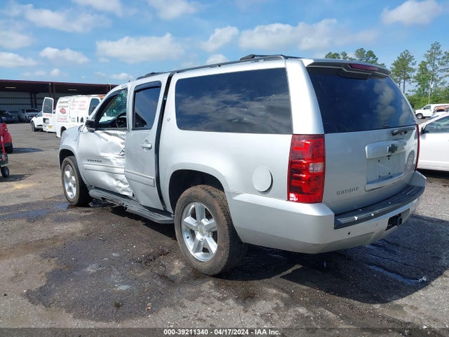 Chevrolet Suburban 1500 Lt 2014 1GNSCJE00ER163921 Image 3