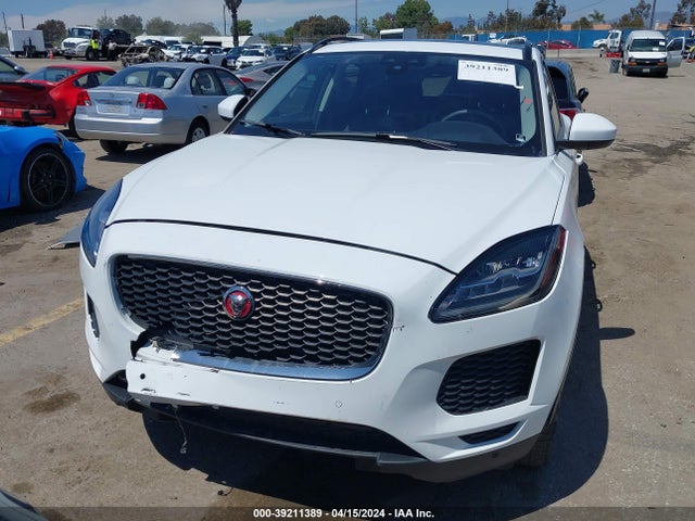 Jaguar E-PACE SE 2020 SADFP2FX7L101380 Image 13