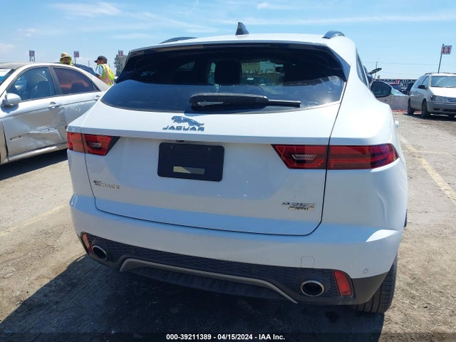 Jaguar E-PACE SE 2020 SADFP2FX7L101380 Image 17