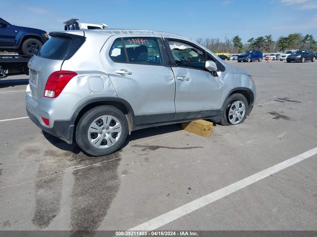 Chevrolet TRAX LS 2017 KL7CJKSB9HB228810 Image 4