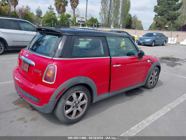 2007 MINI COOPER S WMWMF73577TT84154 Photo 3