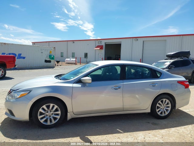 Nissan Altima 2.5 S 2017 1N4AL3APXHN363306 Image 14