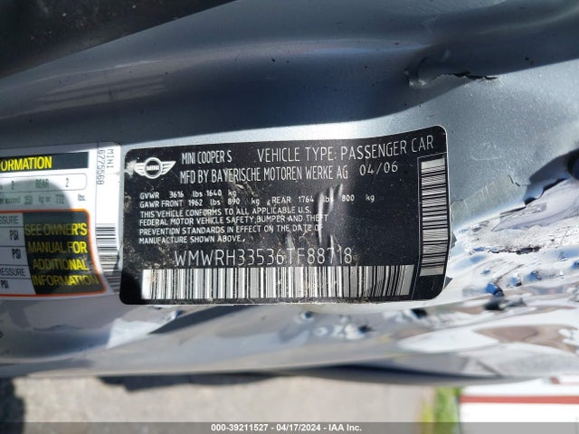 2006 MINI COOPER S WMWRH33536TF88718 Photo 8