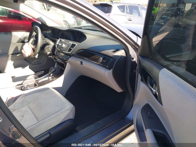 Honda ACCORD LX 2017 1HGCR2F36HA200713 Image 5
