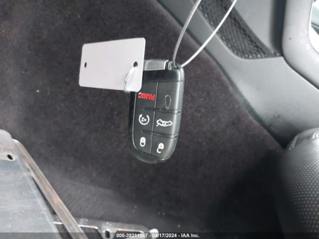 2C3CDZAG6HH578309 Dodge Challenger Sxt Plus