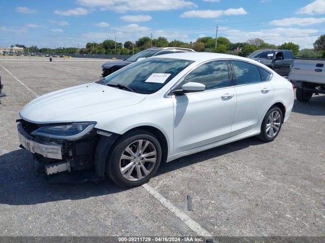 Chrysler 200 Limited 2016 1C3CCCABXGN141424 Image 2