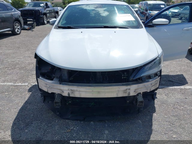 Chrysler 200 Limited 2016 1C3CCCABXGN141424 Image 6