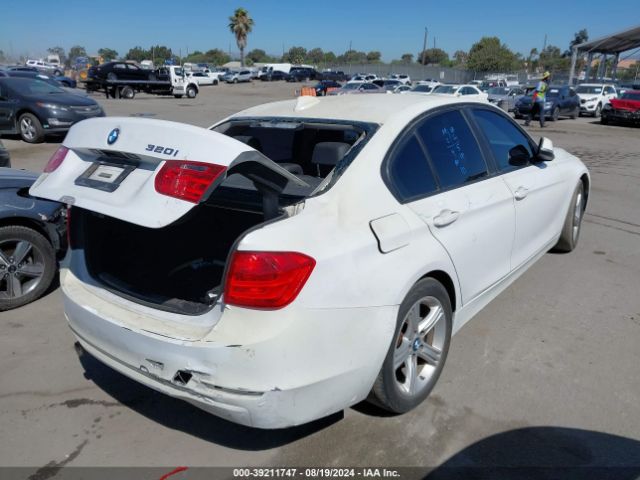 WBA3B1G54ENS80592 BMW 320i