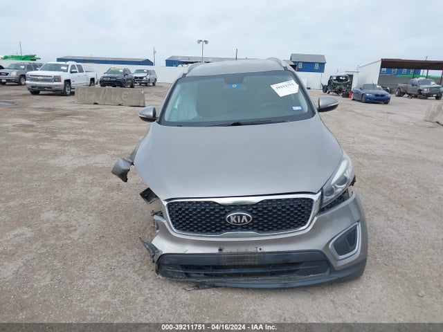 KIA Sorento 3.3l Lx 2017 5XYPG4A50HG302583 Image 11