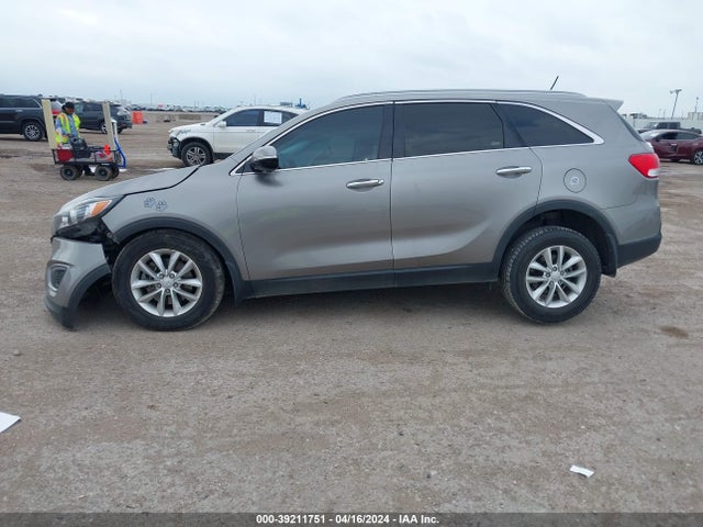 KIA Sorento 3.3l Lx 2017 5XYPG4A50HG302583 Image 13