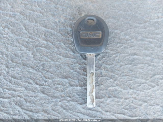 3GTU2UEC8FG198563 GMC Sierra 1500 Sle
