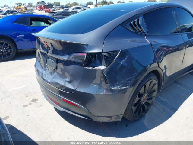 7SAYGDEF3NF547827 Tesla Model Y Performance Dual Motor All-wheel Drive