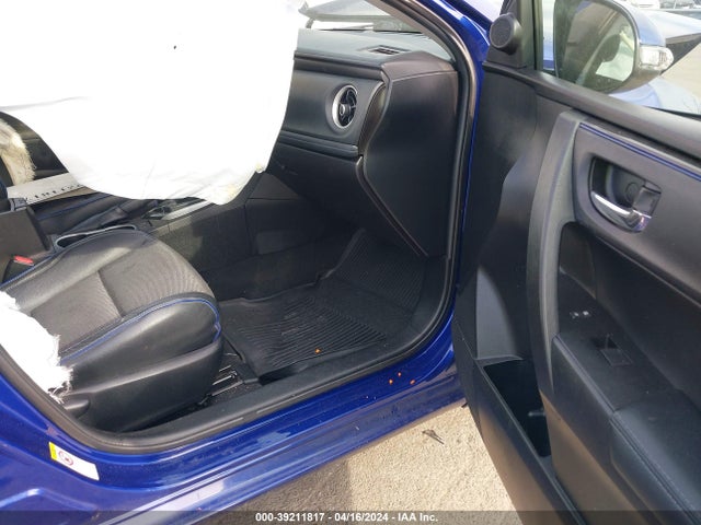 Toyota COROLLA SE 2019 5YFBURHE8KP880102 Image 5