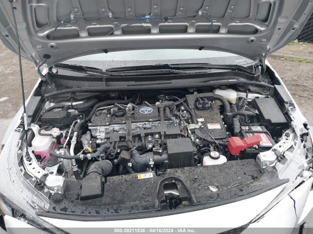Toyota Corolla Hybrid Le 2021 JTDEAMDE2MJ003336 Image 10