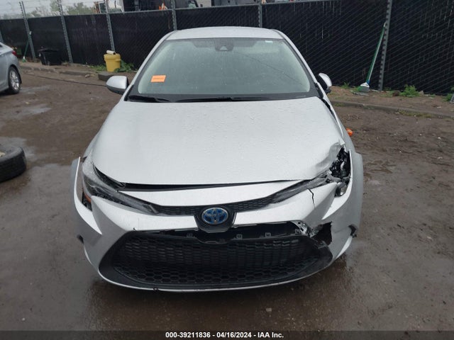 Toyota Corolla Hybrid Le 2021 JTDEAMDE2MJ003336 Image 12
