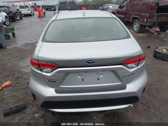 Toyota Corolla Hybrid Le 2021 JTDEAMDE2MJ003336 Image 16