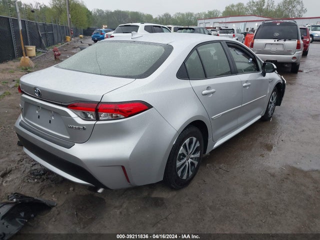 Toyota Corolla Hybrid Le 2021 JTDEAMDE2MJ003336 Image 4