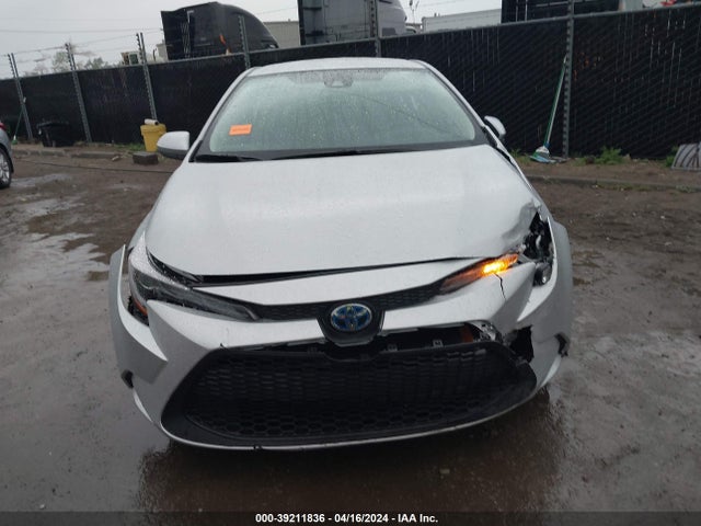 Toyota Corolla Hybrid Le 2021 JTDEAMDE2MJ003336 Image 6
