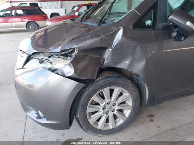 5TDDK3DC3FS095239 Toyota Sienna Limited 7 Passenger