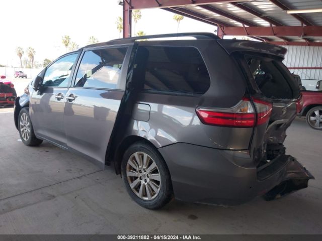 5TDDK3DC3FS095239 Toyota Sienna Limited 7 Passenger