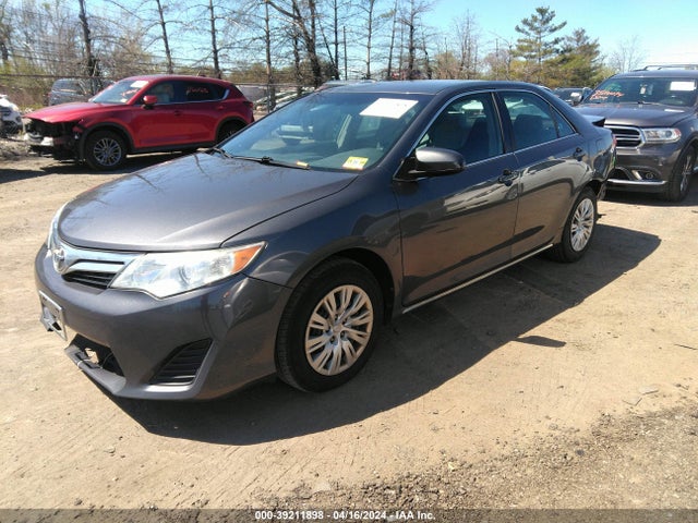 Toyota CAMRY LE 2014 4T4BF1FK2ER385410 Image 2