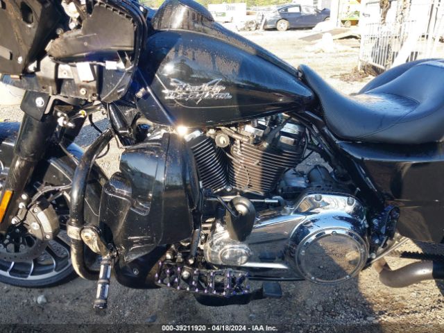 2023 HARLEY-DAVIDSON FLTRT 1HD1MFP10PB854056 Photo 8