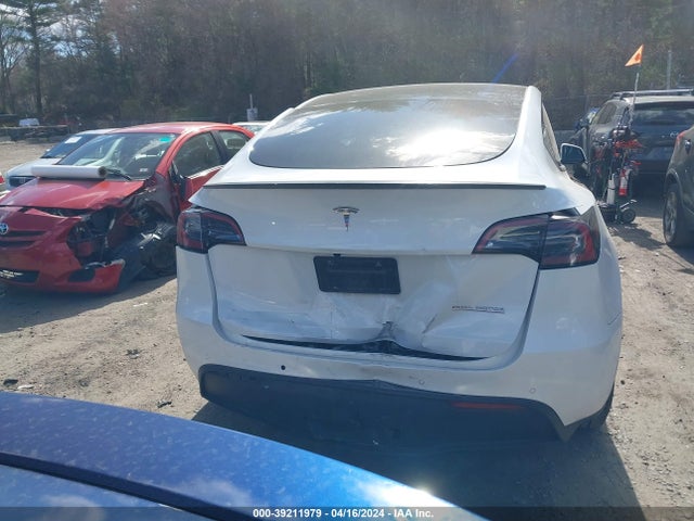 7SAYGDEF6NF457457 Tesla Model Y Performance Dual Motor All-wheel Drive