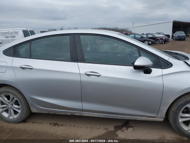 Chevrolet CRUZE LS 2019 1G1BC5SM1K7151879 Image 15