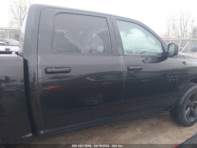 RAM 1500 Express  4x4 5'7 Box 2018 1C6RR7KG1JS224813 Image 13
