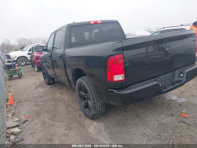 RAM 1500 Express  4x4 5'7 Box 2018 1C6RR7KG1JS224813 Image 3