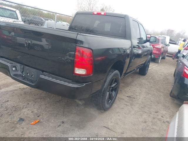 RAM 1500 Express  4x4 5'7 Box 2018 1C6RR7KG1JS224813 Image 4