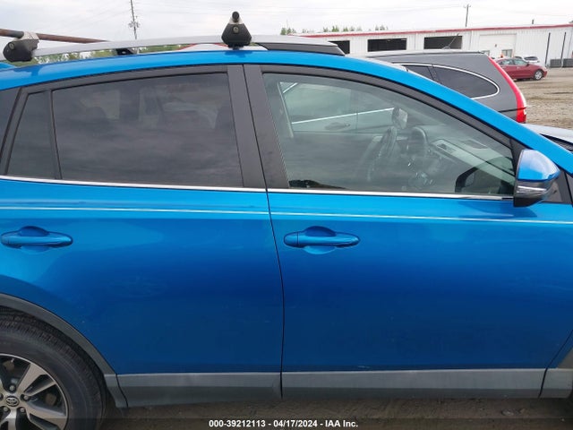 Toyota Rav4 Xle 2017 2T3WFREV1HW321876 Image 14