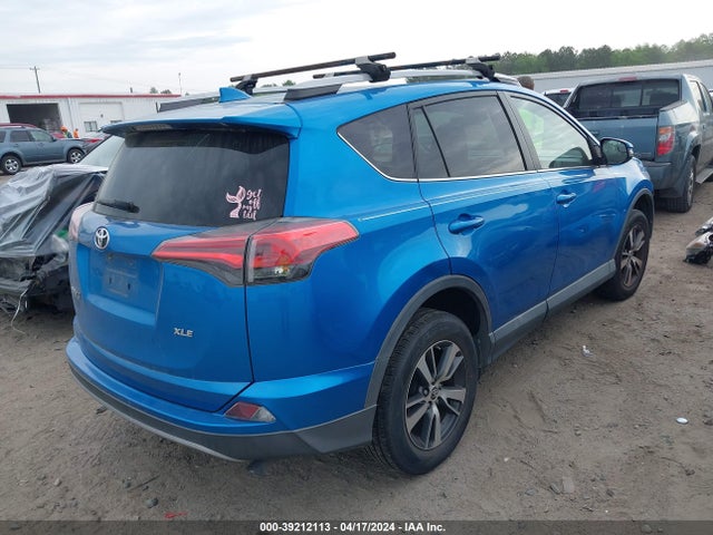 Toyota Rav4 Xle 2017 2T3WFREV1HW321876 Image 4