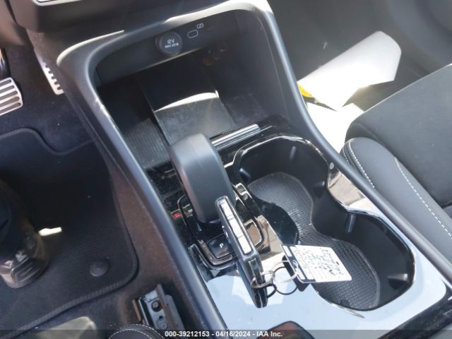 YV4ED3UR1N2714720 Volvo Xc40 Recharge Pure Electric P8 Twin Plus