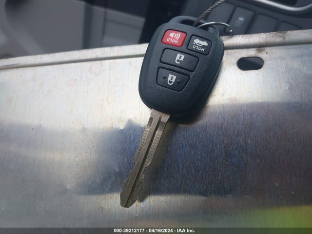 Toyota CAMRY LE 2016 4T1BF1FK9GU555310 Image 11