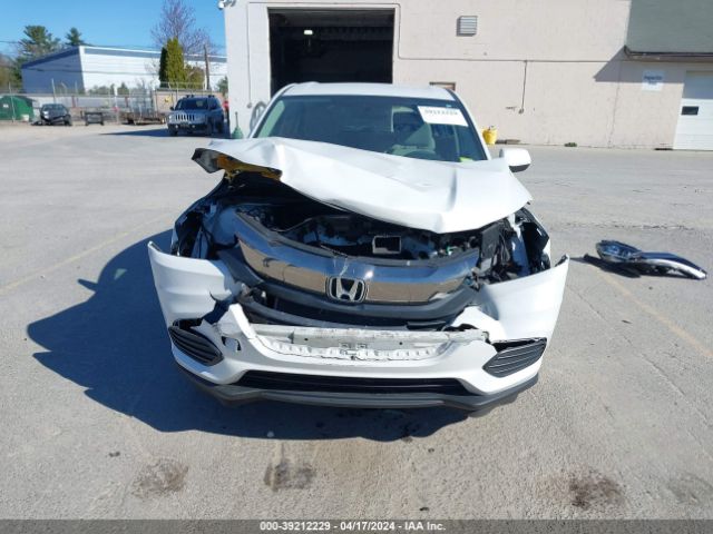 3CZRU6H35NM736878 Honda Hr-v Awd Lx