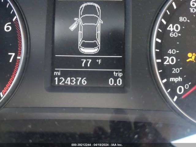 1VWBT7A36FC031288 Volkswagen Passat 1.8t Se