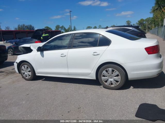 3VWD07AJ5EM407718 Volkswagen Jetta 1.8t Se