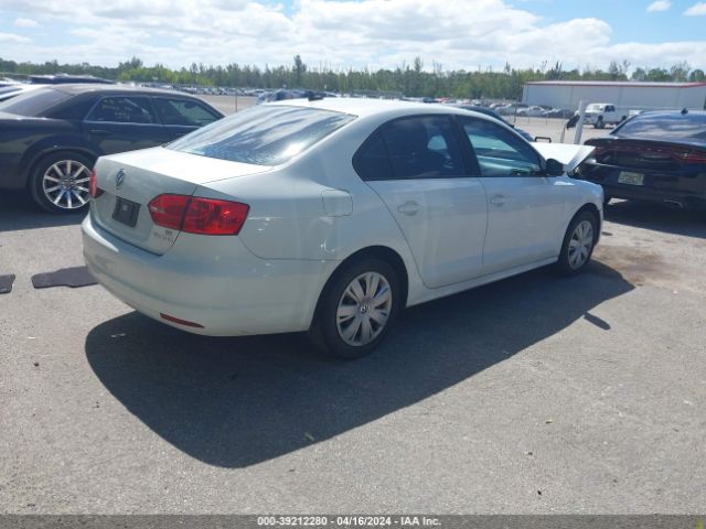 3VWD07AJ5EM407718 Volkswagen Jetta 1.8t Se