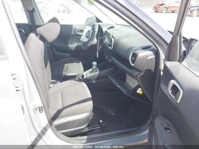 KMHRB8A31MU104113 Hyundai Venue Se