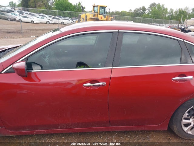 Nissan Altima 2.5 S 2015 1N4AL3AP7FN886523 Image 15