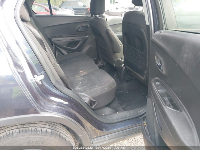 Chevrolet TRAX LS 2019 3GNCJNSB1KL215941 Image 8