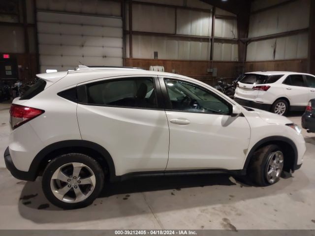 3CZRU6H30NM702671 Honda Hr-v Awd Lx