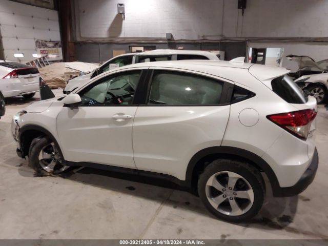 3CZRU6H30NM702671 Honda Hr-v Awd Lx