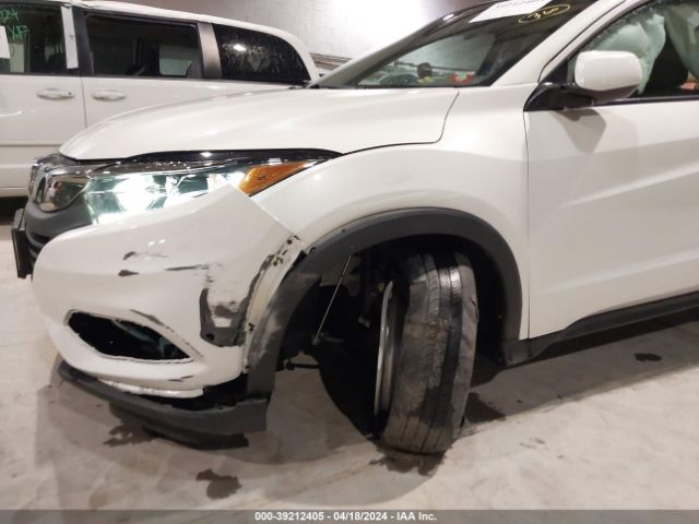 3CZRU6H30NM702671 Honda Hr-v Awd Lx