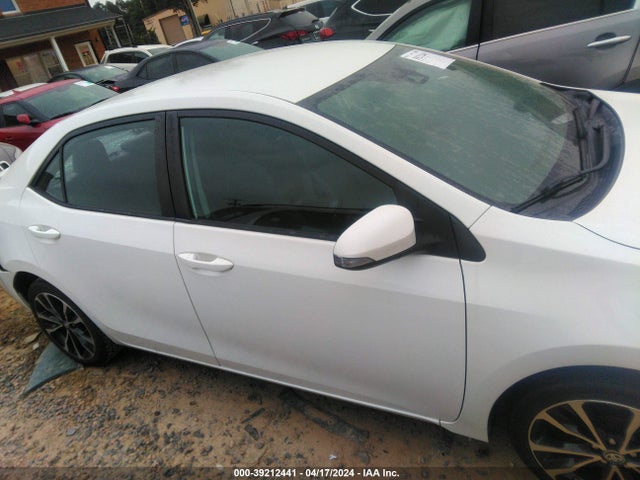 Toyota COROLLA SE 2017 5YFBURHE7HP707504 Image 13