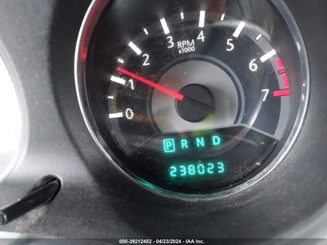 1C3CCBAB1EN205843 Chrysler 200 LX