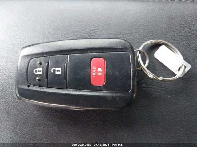 Toyota Prius Four Touring 2016 JTDKARFU3G3508024 Image 11